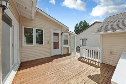 904 5th Street SW, Waseca, MN 56093 - Photo 5