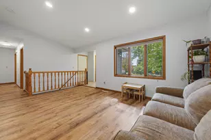 424 Littleford Ln, Faribault, MN 55021 - Photo 9