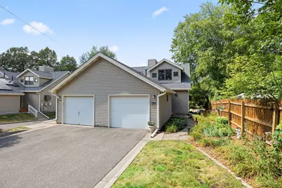 1880 Shady Beach Avenue, Roseville, MN 55113 - Photo 25