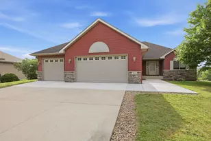 2010 Balsam Ln, Rockford, MN 55373 - Photo 37