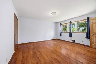 48 Winthrop St N, Saint Paul, MN 55119 - Photo 19