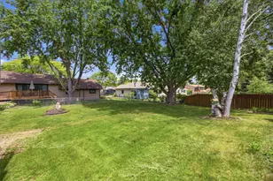 48 Winthrop St N, Saint Paul, MN 55119 - Photo 25