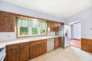 48 Winthrop St N, Saint Paul, MN 55119 - Photo 9