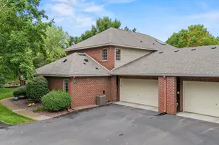 1914 Hunter Hill Rd, Hudson, WI 54016 - Photo 25