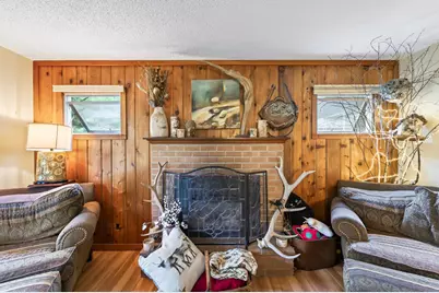 2900 Itasca Avenue S, Saint Mary's Point, MN 55043 - Photo 7
