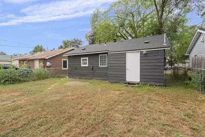 5226 Girard Avenue N, Minneapolis, MN 55430 - Photo 9