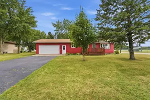 681 Elm St, Paynesville, MN 56362 - Photo 1