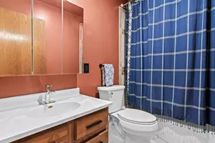 678 Eldridge Ave W, Roseville, MN 55113 - Photo 17