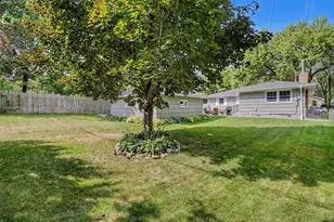 1424 Rhode Island Ave N, Golden Valley, MN 55427 - Photo 37