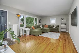 1424 Rhode Island Ave N, Golden Valley, MN 55427 - Photo 3