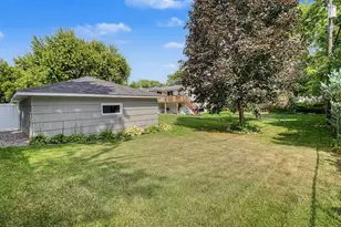 1424 Rhode Island Ave N, Golden Valley, MN 55427 - Photo 35