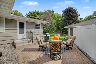 1424 Rhode Island Ave N, Golden Valley, MN 55427 - Photo 35