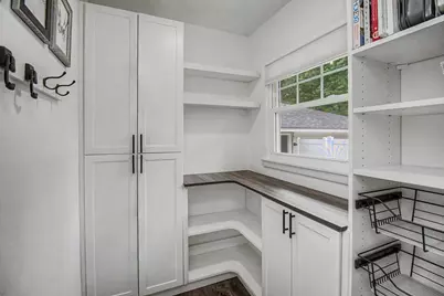 1424 Rhode Island Avenue N, Golden Valley, MN 55427 - Photo 15