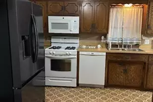 823 Juno Ave, Saint Paul, MN 55102 - Photo 17