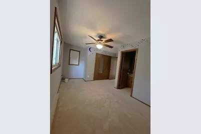 823 Juno Avenue, Saint Paul, MN 55102 - Photo 11