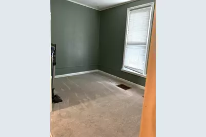 823 Juno Avenue, Saint Paul, MN 55102 - Photo 9