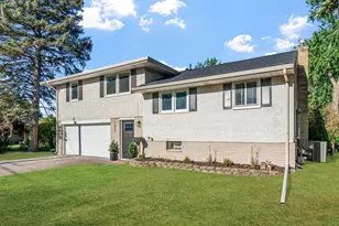 1025 Colby St, Saint Paul, MN 55116 - Photo 21
