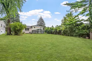 1025 Colby St, Saint Paul, MN 55116 - Photo 3