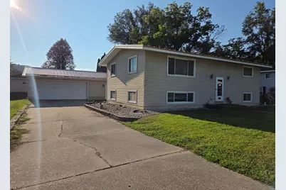 215 N Green Street, Rushford, MN 55971 - Photo 1