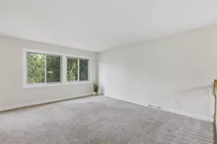4250 Thornhill Ln, Vadnais Heights, MN 55127 - Photo 5