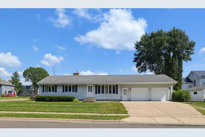 108 Park Street N, Fairfax, MN 55332 - Photo 1