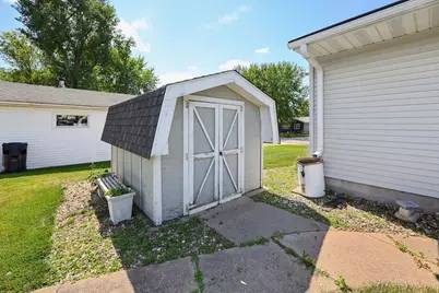 108 Park Street N, Fairfax, MN 55332 - Photo 17