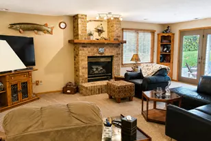 3823 Minnesota Ln N, Plymouth, MN 55446 - Photo 9