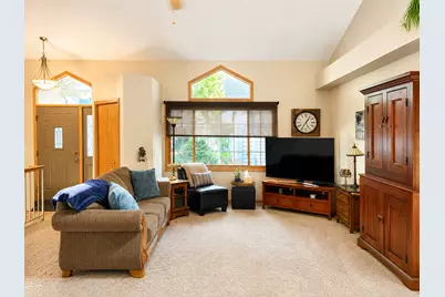 3823 Minnesota Lane N, Plymouth, MN 55446 - Photo 15