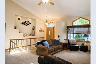 3823 Minnesota Lane N, Plymouth, MN 55446 - Photo 13