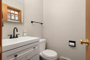 2126 Scheffer Ave, Saint Paul, MN 55116 - Photo 17