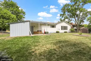 5001 W 98th St, Bloomington, MN 55437 - Photo 23
