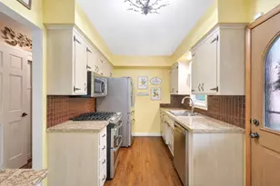 1123 43 1/2 Ave NE, Columbia Heights, MN 55421 - Photo 3
