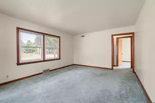 1301 3rd Ave SW, Austin, MN 55912 - Photo 13