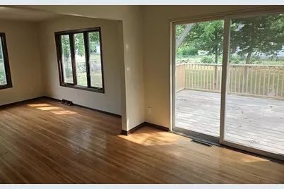 5553 Emerson Avenue N, Brooklyn Center, MN 55430 - Photo 9