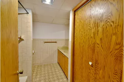 38192 N Shore Drive, Battle Lake, MN 56515 - Photo 23