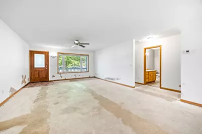 1602 McLeod Avenue N, Glencoe, MN 55336 - Photo 9
