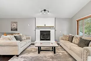 7163 158th St W, Apple Valley, MN 55124 - Photo 3