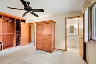 2430 Vale Crest Rd, Golden Valley, MN 55422 - Photo 15