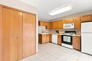 1216 Elmwood Ave, Shakopee, MN 55379 - Photo 7