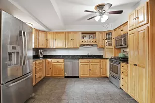 9140 Aldrich Ave S, Bloomington, MN 55420 - Photo 17