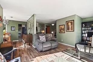 3059 Lake Shore Dr, Minneapolis, MN 55416 - Photo 3
