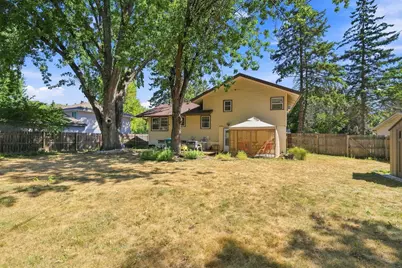 6933 Brunswick Avenue N, Brooklyn Park, MN 55429 - Photo 27