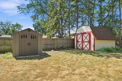 6933 Brunswick Avenue N, Brooklyn Park, MN 55429 - Photo 5