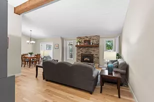 5757 Hyland Courts Dr, Bloomington, MN 55437 - Photo 3