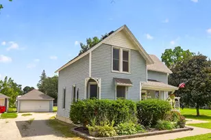 108 2nd St NE, Grand Meadow, MN 55936 - Photo 3