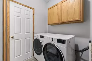 8818 Jackson Ave, Blaine, MN 55014 - Photo 25