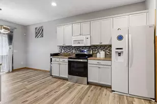 8818 Jackson Ave, Blaine, MN 55014 - Photo 23