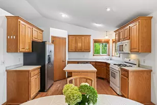 23855 Aspen Dr, Rogers, MN 55374 - Photo 9