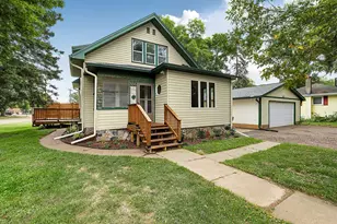 555 2nd Ave NW, Milaca, MN 56353 - Photo 1