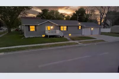 215 2nd Avenue NE, Hayfield, MN 55940 - Photo 3